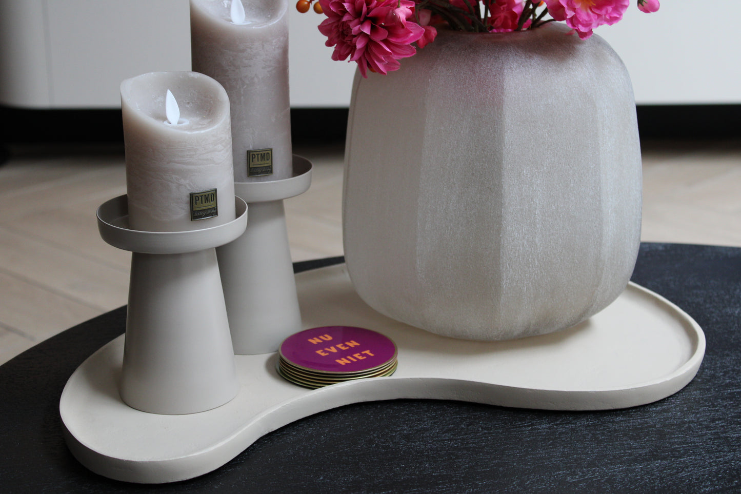 KIDNEY DIENBLAD | SAND | STEEN