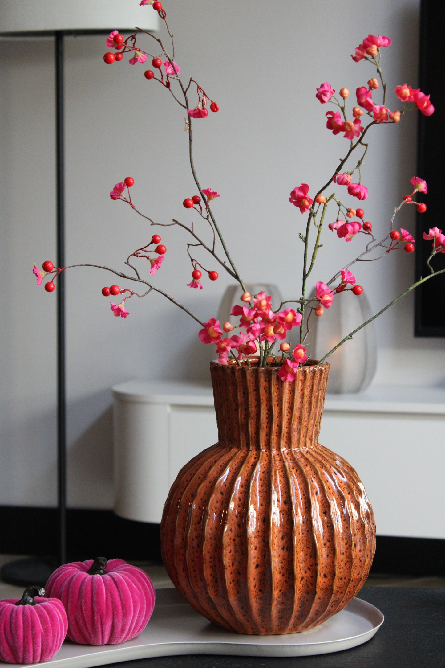 VAAS ZIRJA | ORANJE | LIGHT & LIVING