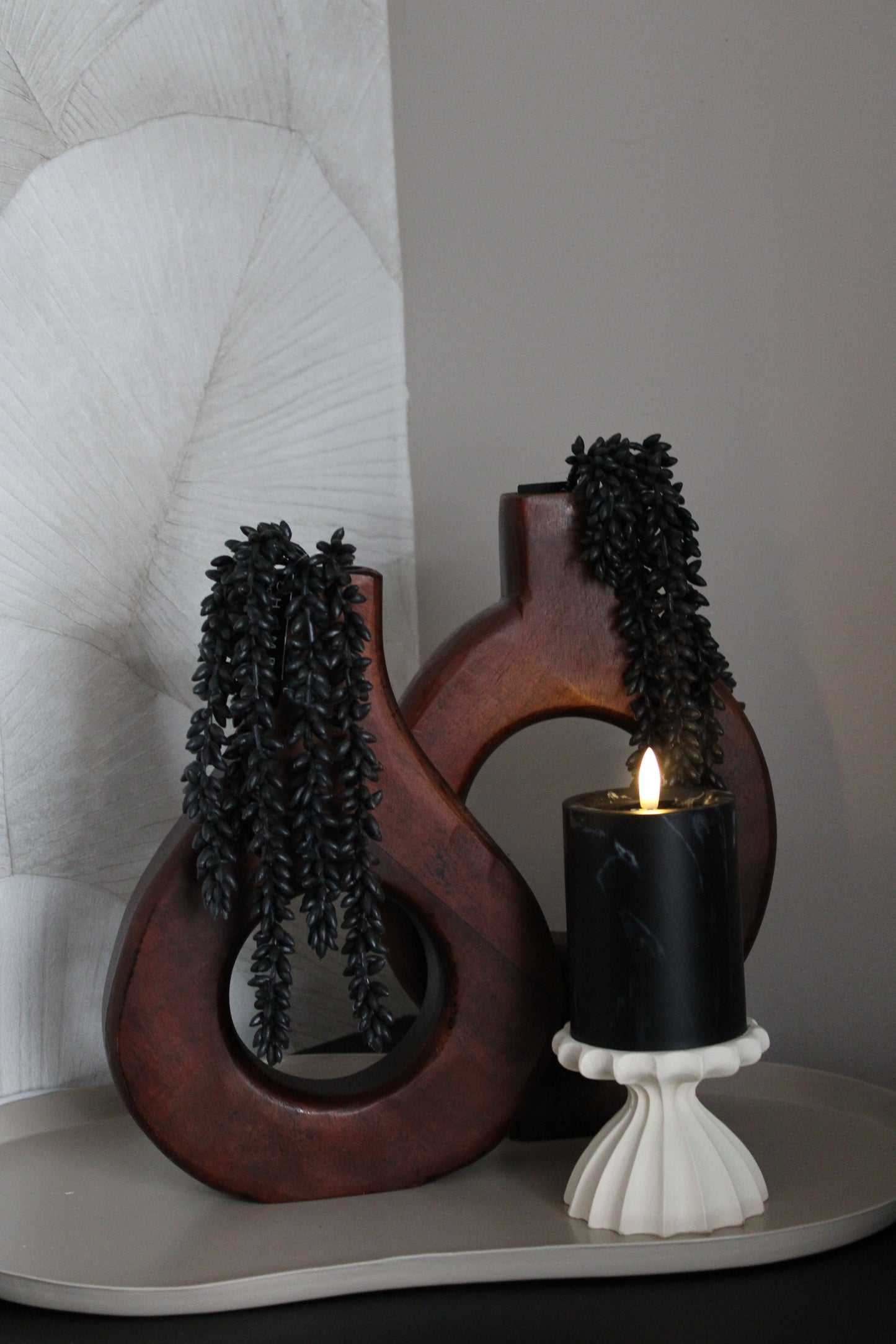 WALNUT VAAS | HOUT | DONUT