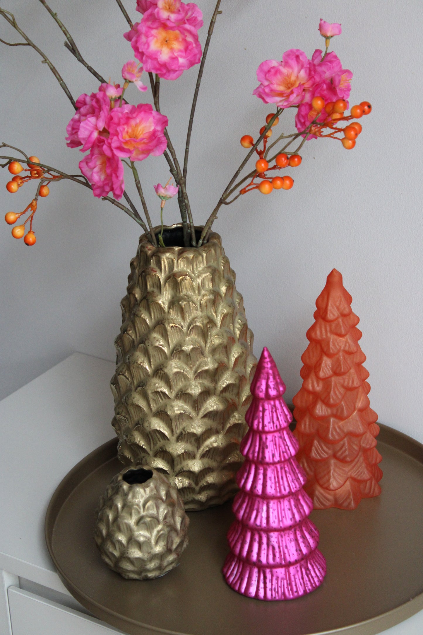 VAAS | DENNENAPPEL | GOUD