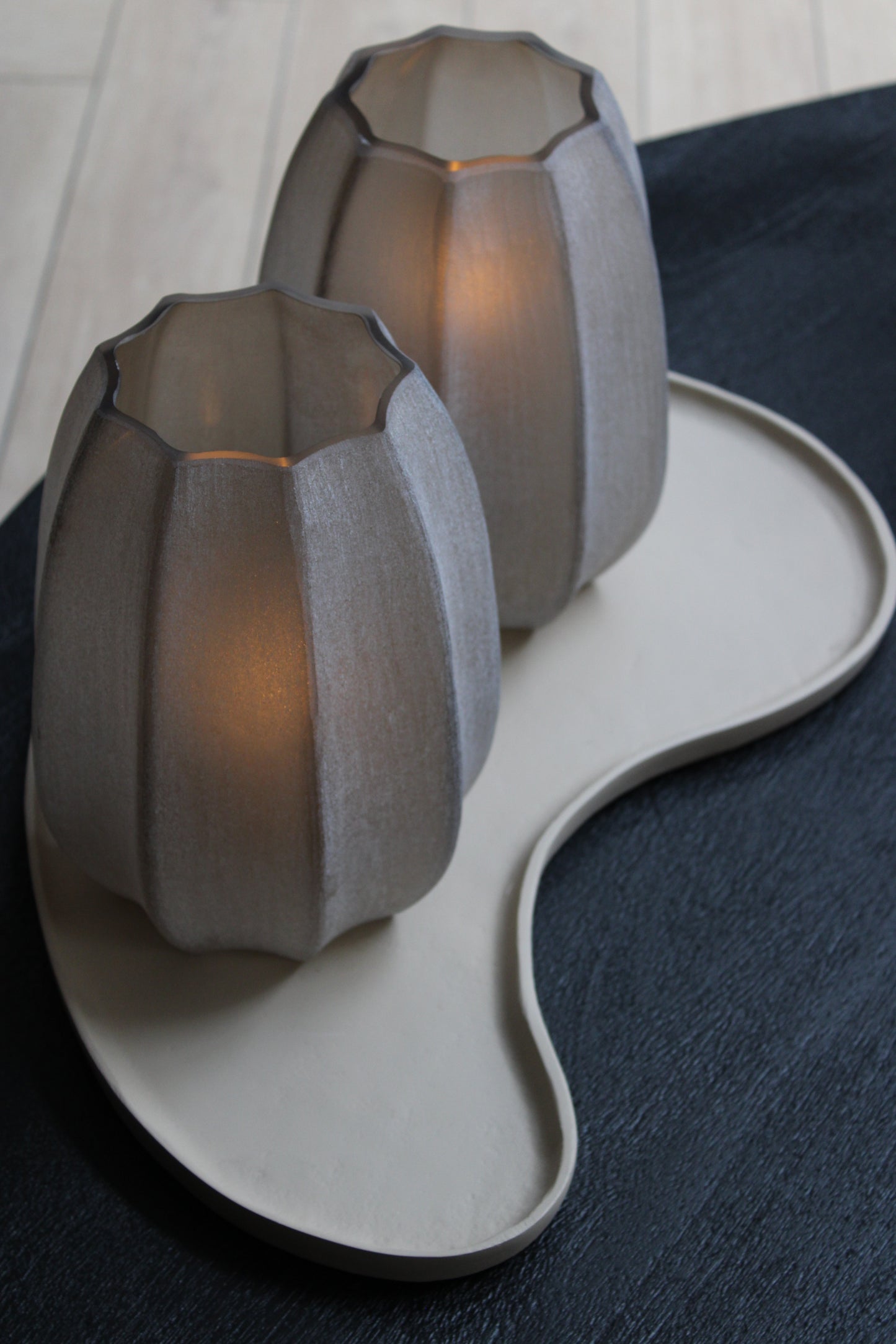 KIDNEY DIENBLAD | SAND | STEEN