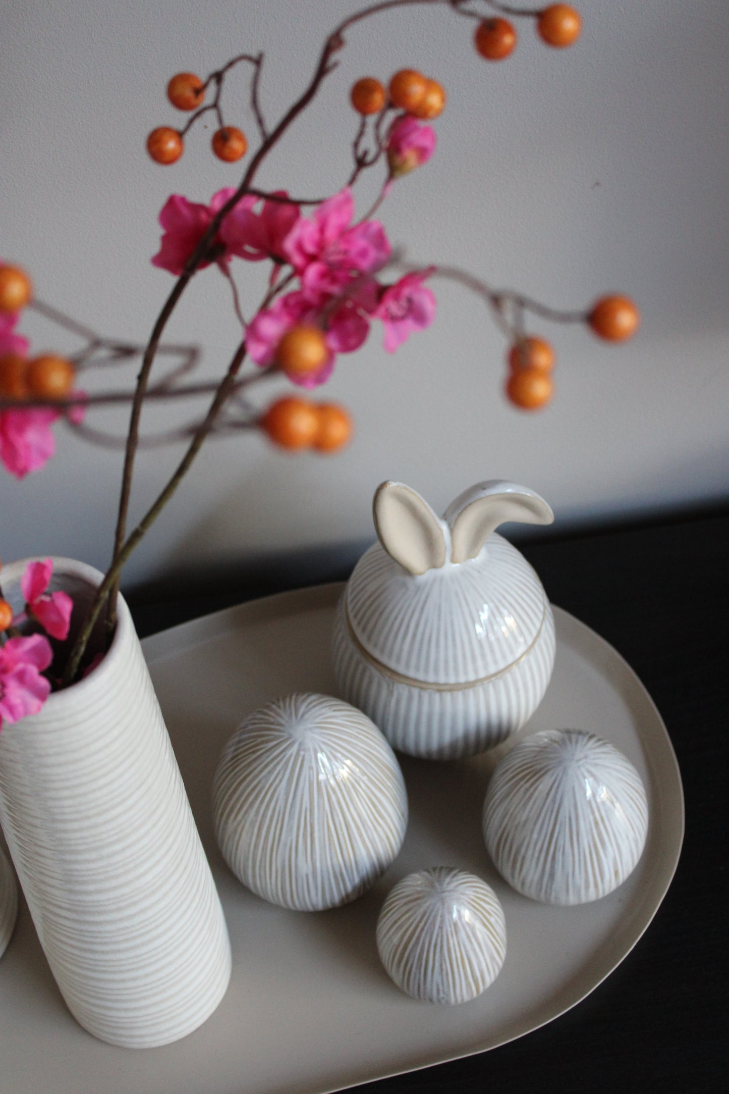 PAASEITJES POT | AARDEWERK | BEIGE