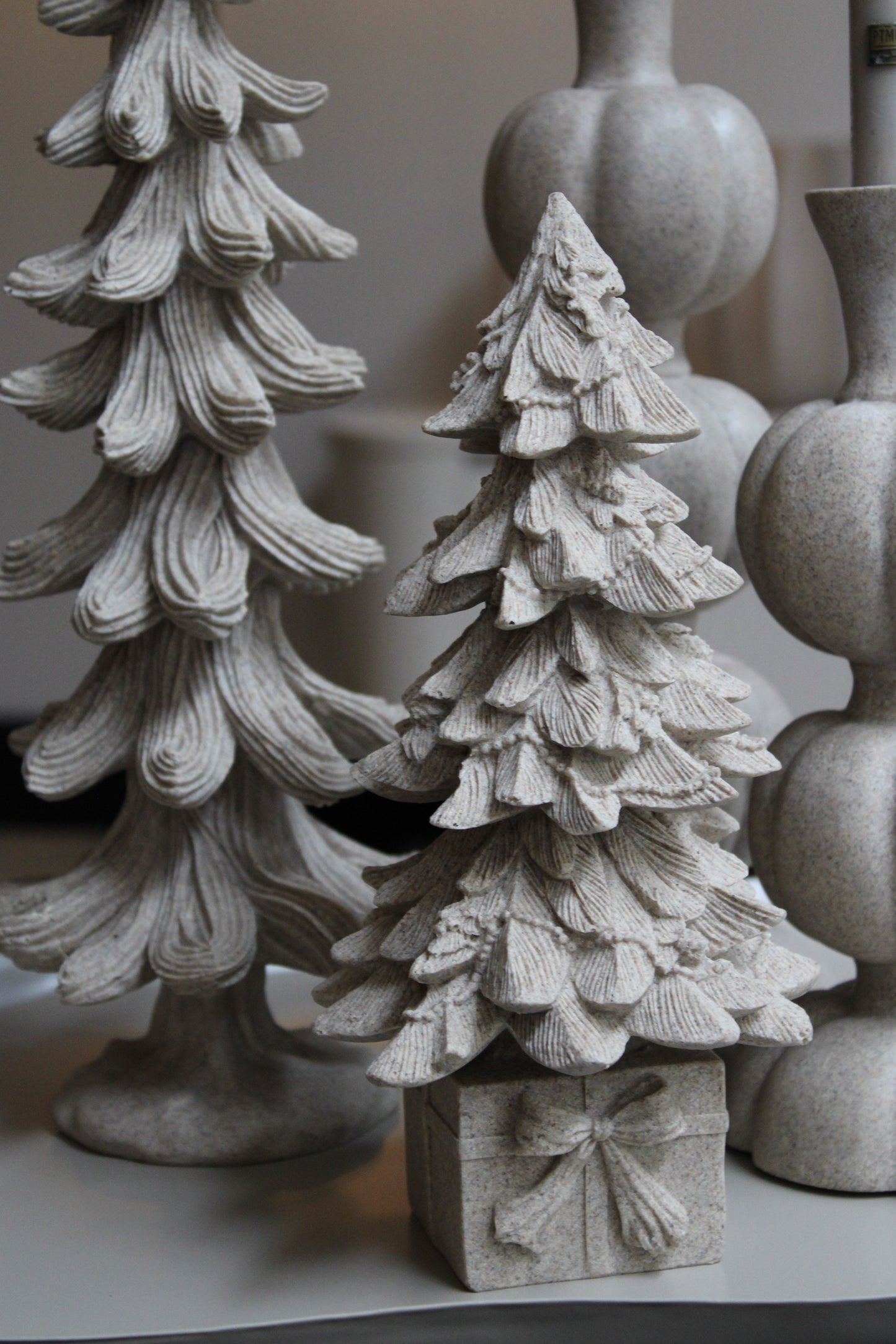 CHRISTMAS TREE | LIGHT & LIVING | SAND | 25CM
