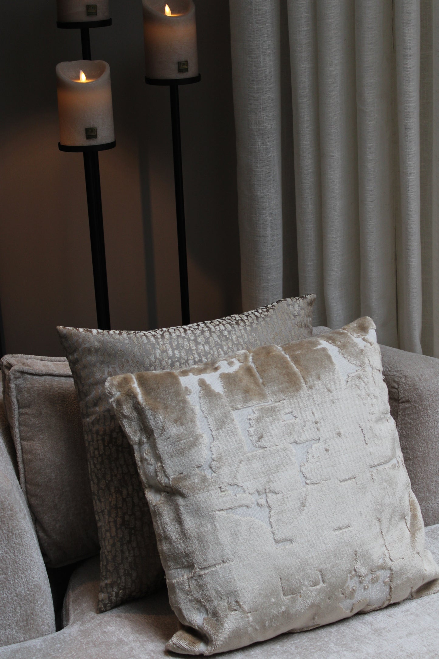 KUSSEN | HUSLIA| LIGHT & LIVING