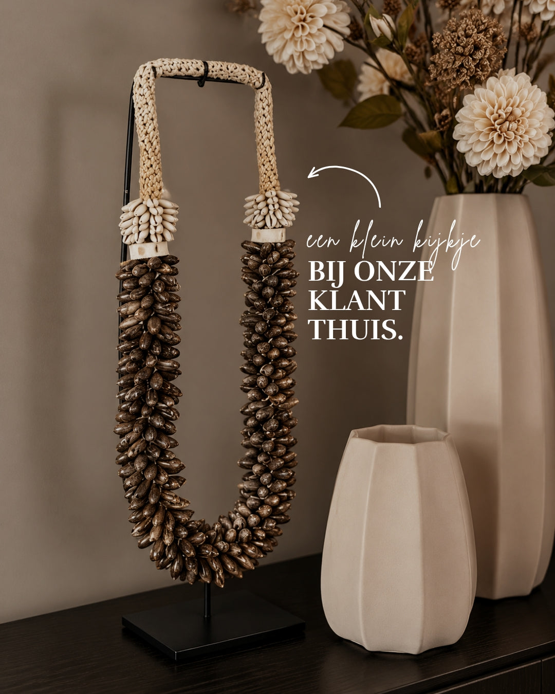 SHELPENKETTING OP STANDAARD | BRUIN