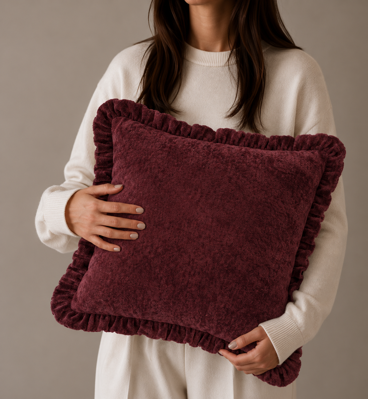 SIERKUSSEN MINDY | BURGUNDY | 45X45CM