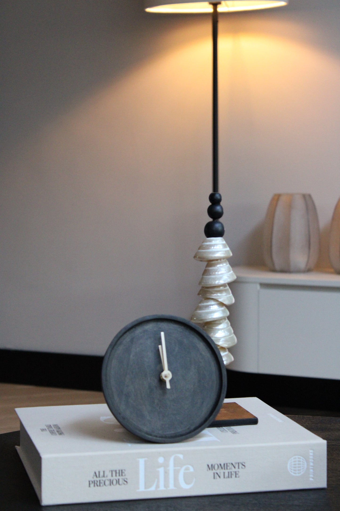 KLOK VETI | Ø15CM | WALNUT