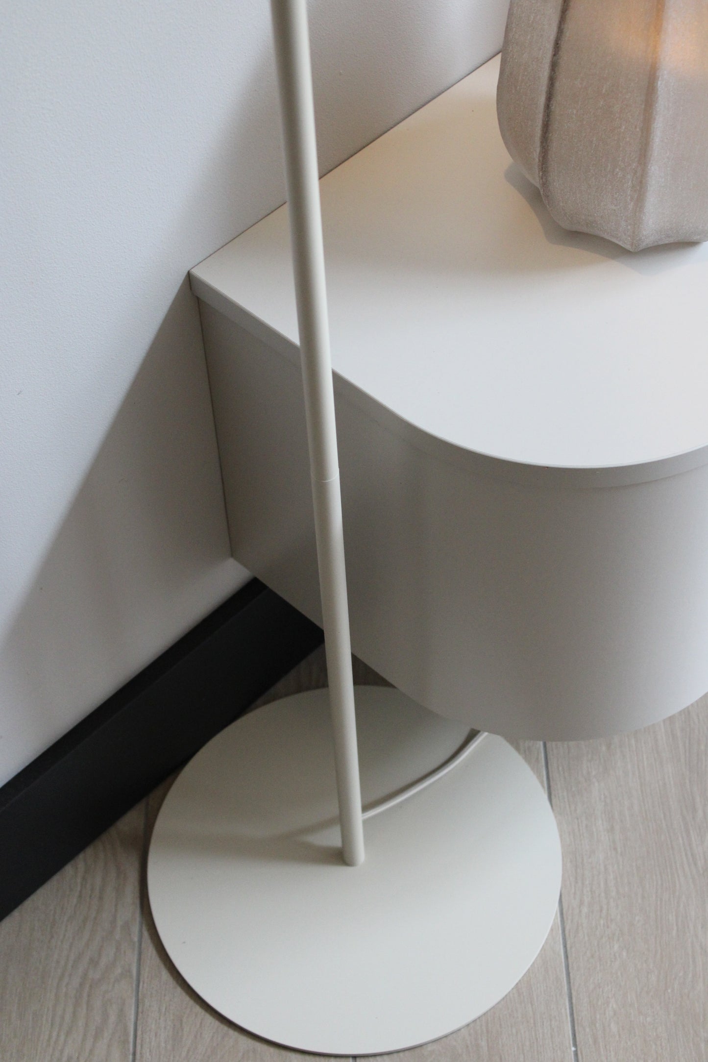VLOERLAMP RENATO | SAND | LIGHT & LIVING | LAMPENVOET