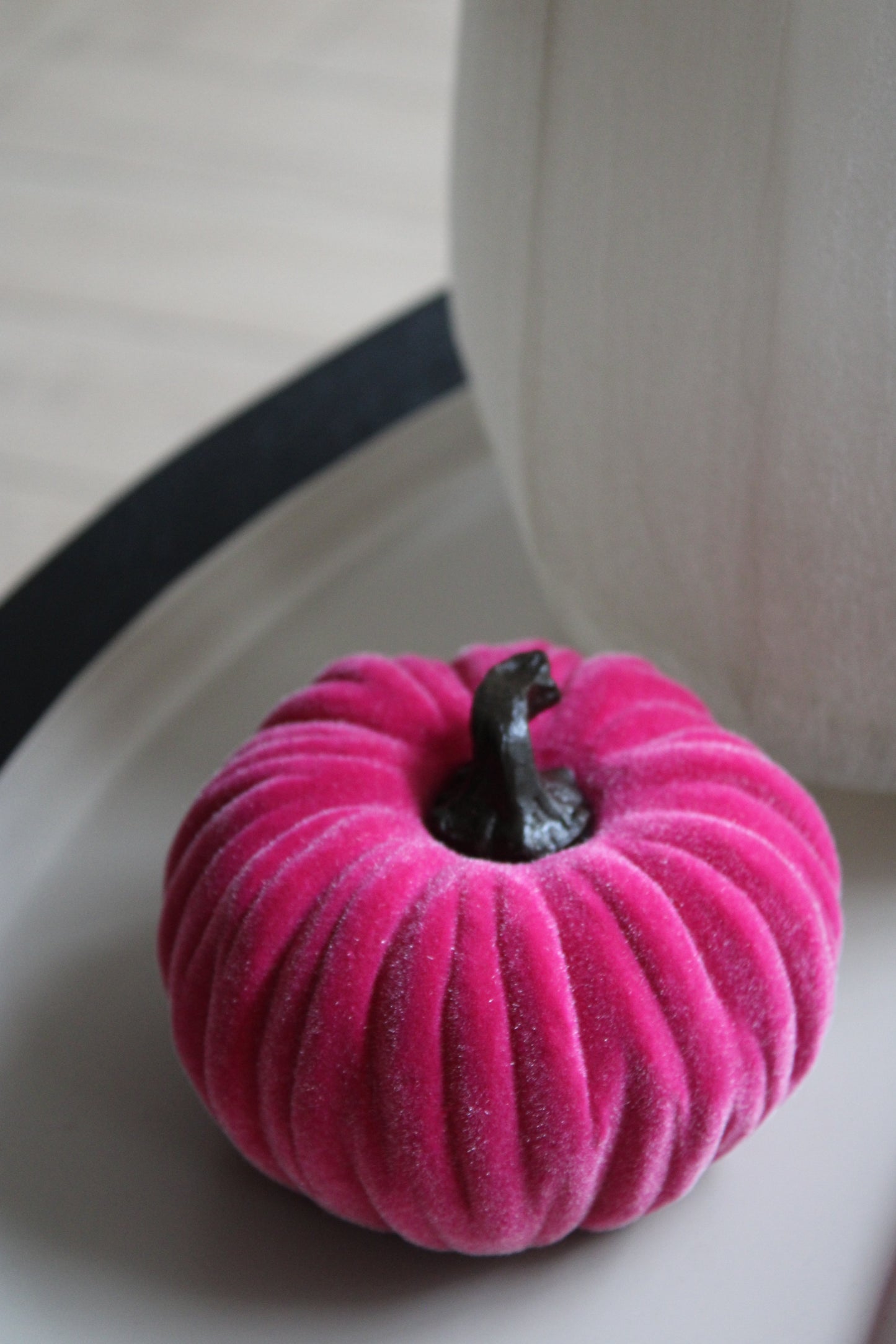 STENEN POMPOEN | VELVET | FUCHSIA