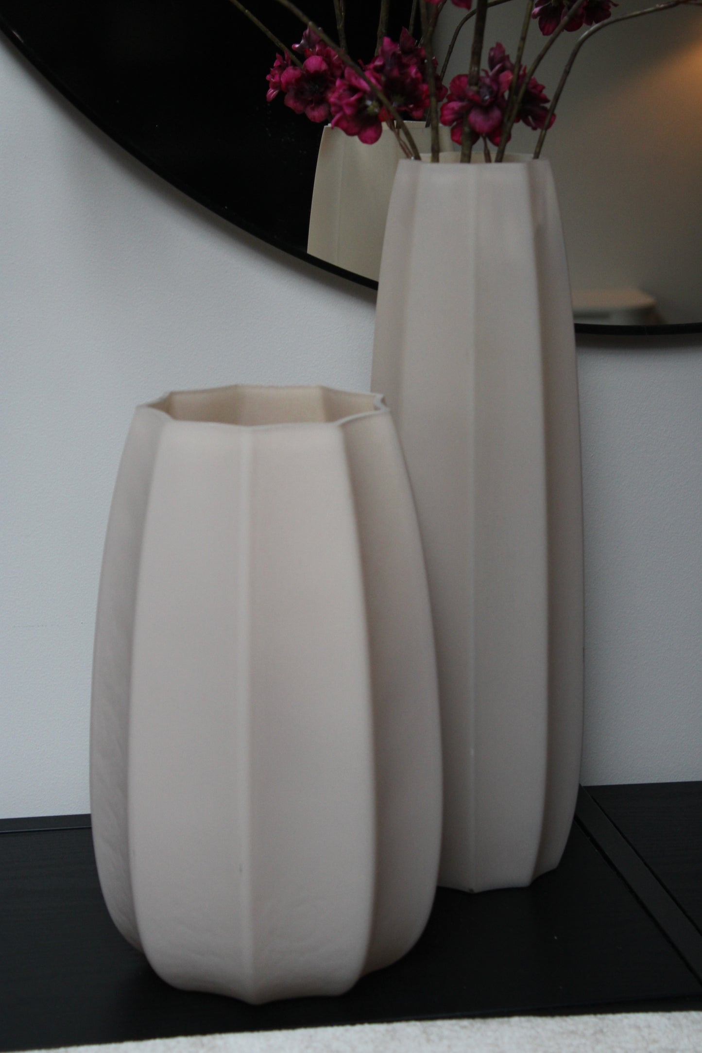 VAAS TAUPE | 33CM | GLAS