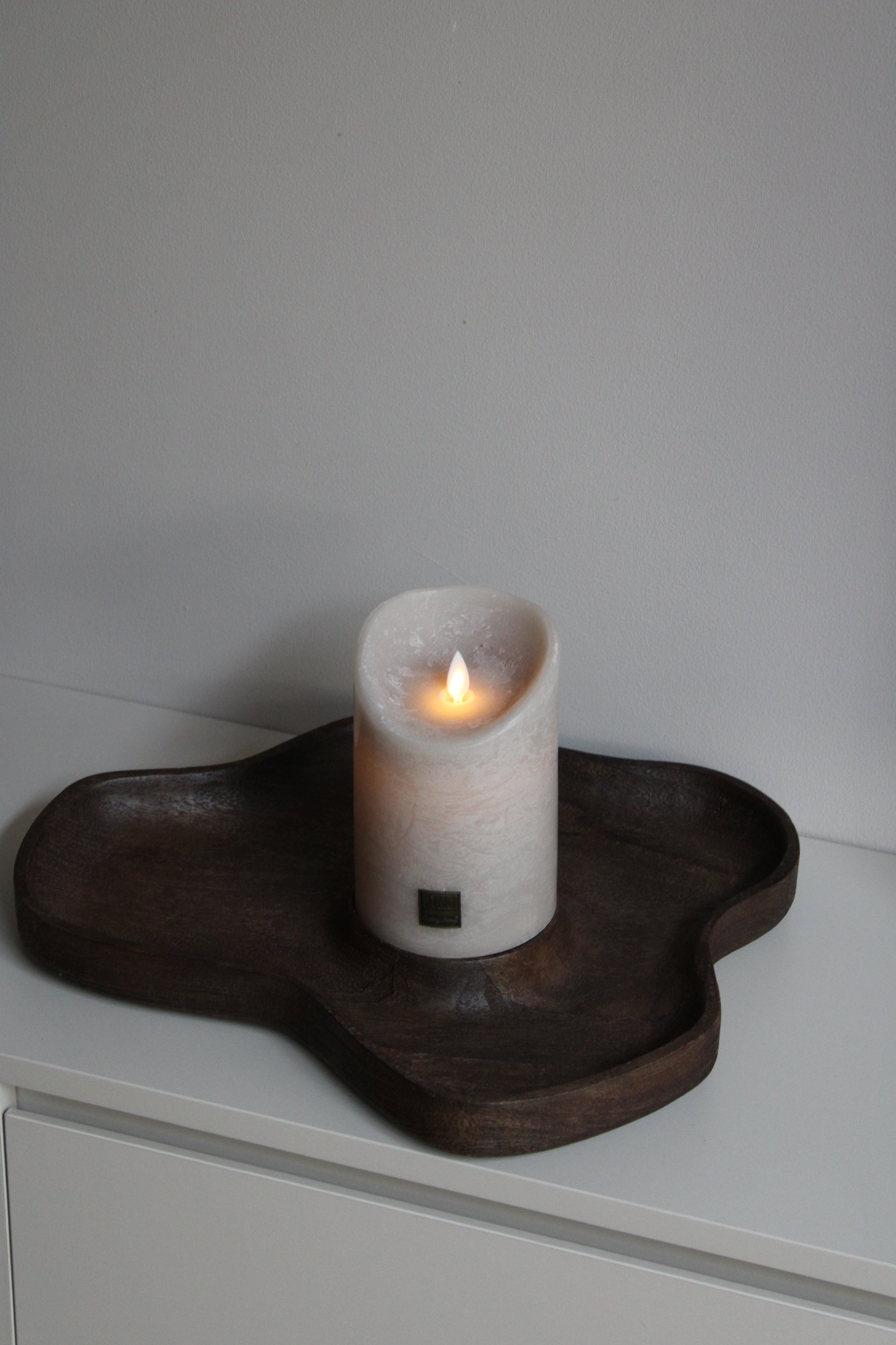 KANDELAAR/ DIENBLAD | WALNUT | LIGHT & LIVING