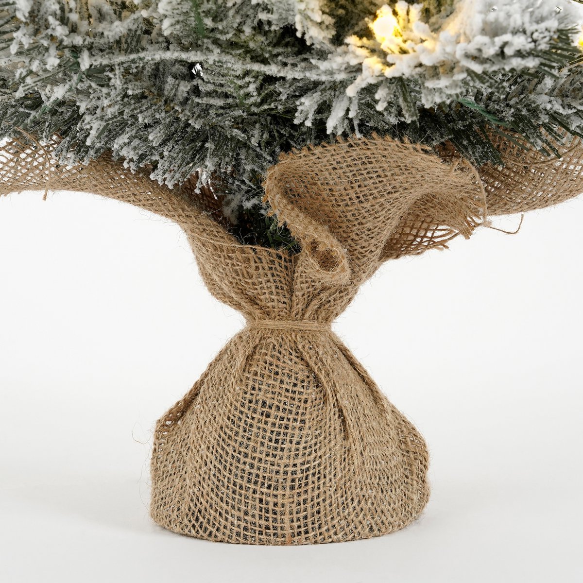 Grimshaw Kunstkerstboom in Pot met LED Verlichting en Timerfunctie - H60 x  Ø45 cm - Groen