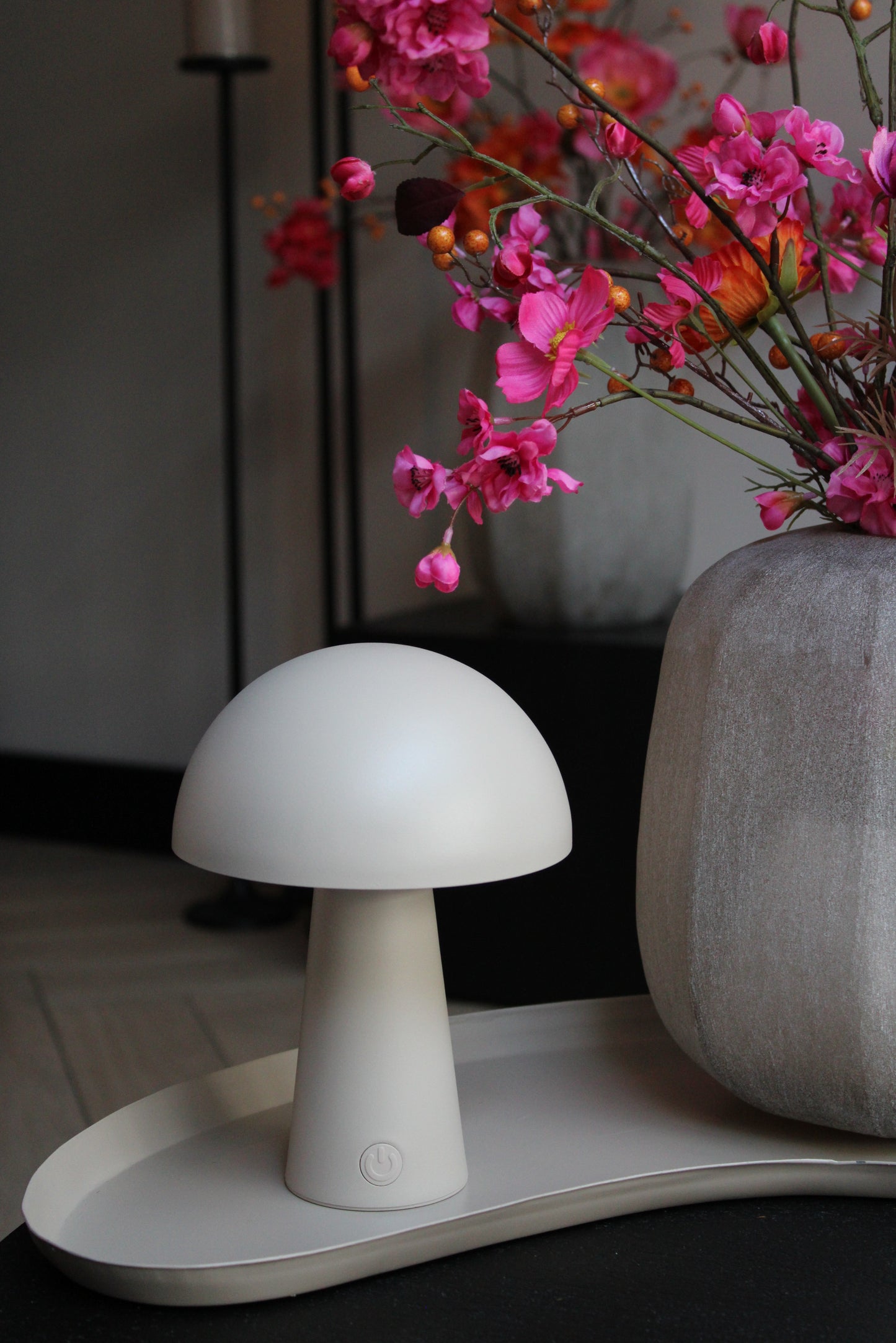 LED LAMP | OPLAADBAAR | BEIGE