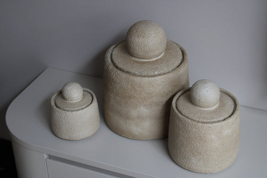 Aardewerk Pot Beige – Stoer & sfeervol voor elk interieur