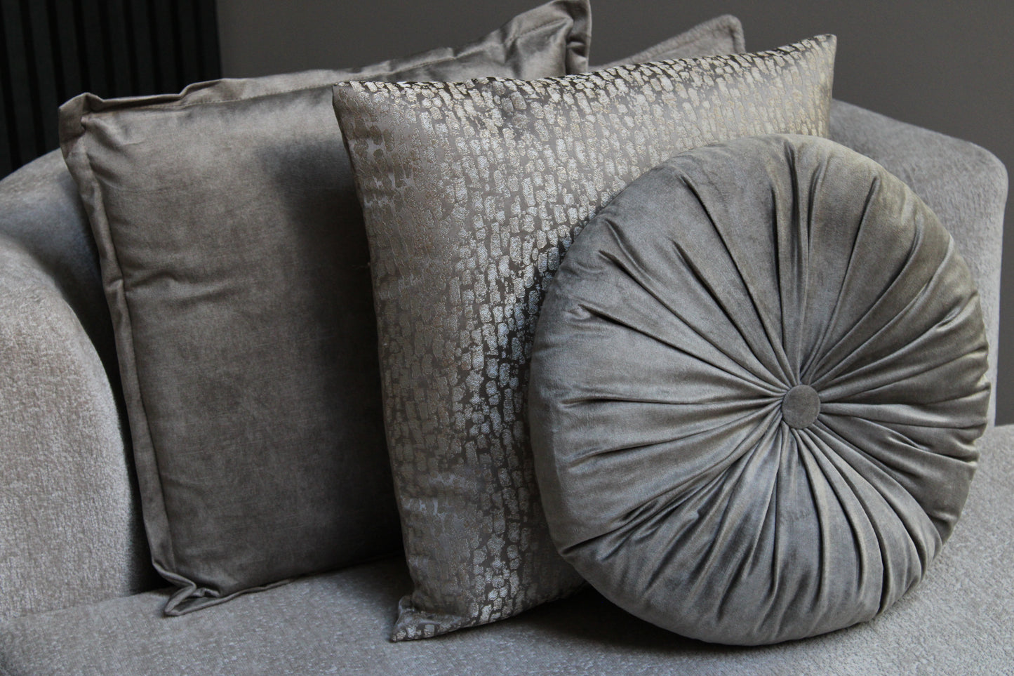 SIERKUSSEN | TAUPE | 45X45