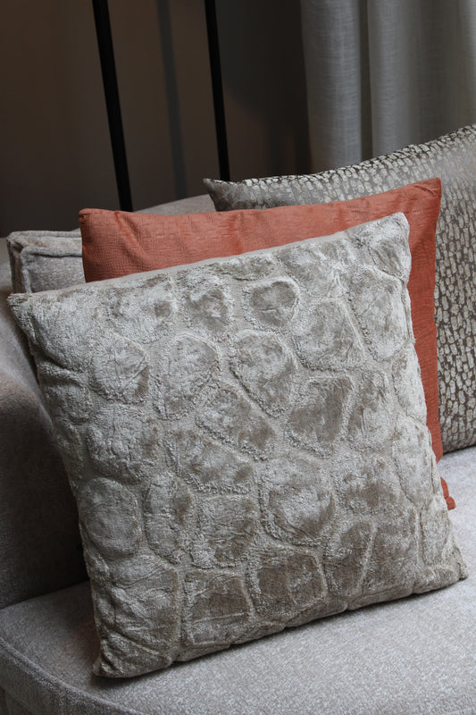 KUSSEN ZIFARI | LIGHT & LIVING | BEIGE