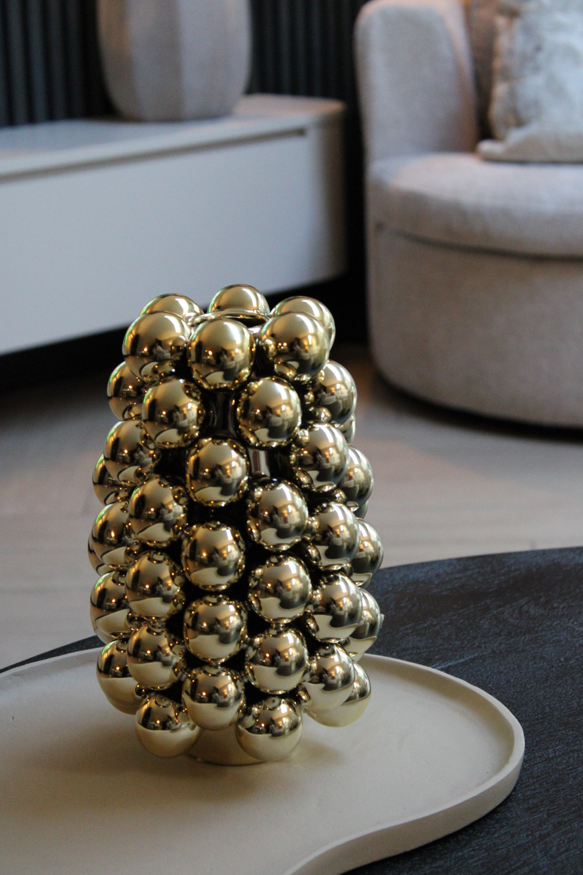 BIYANG VAAS | LIGHT & LIVING | GOLD