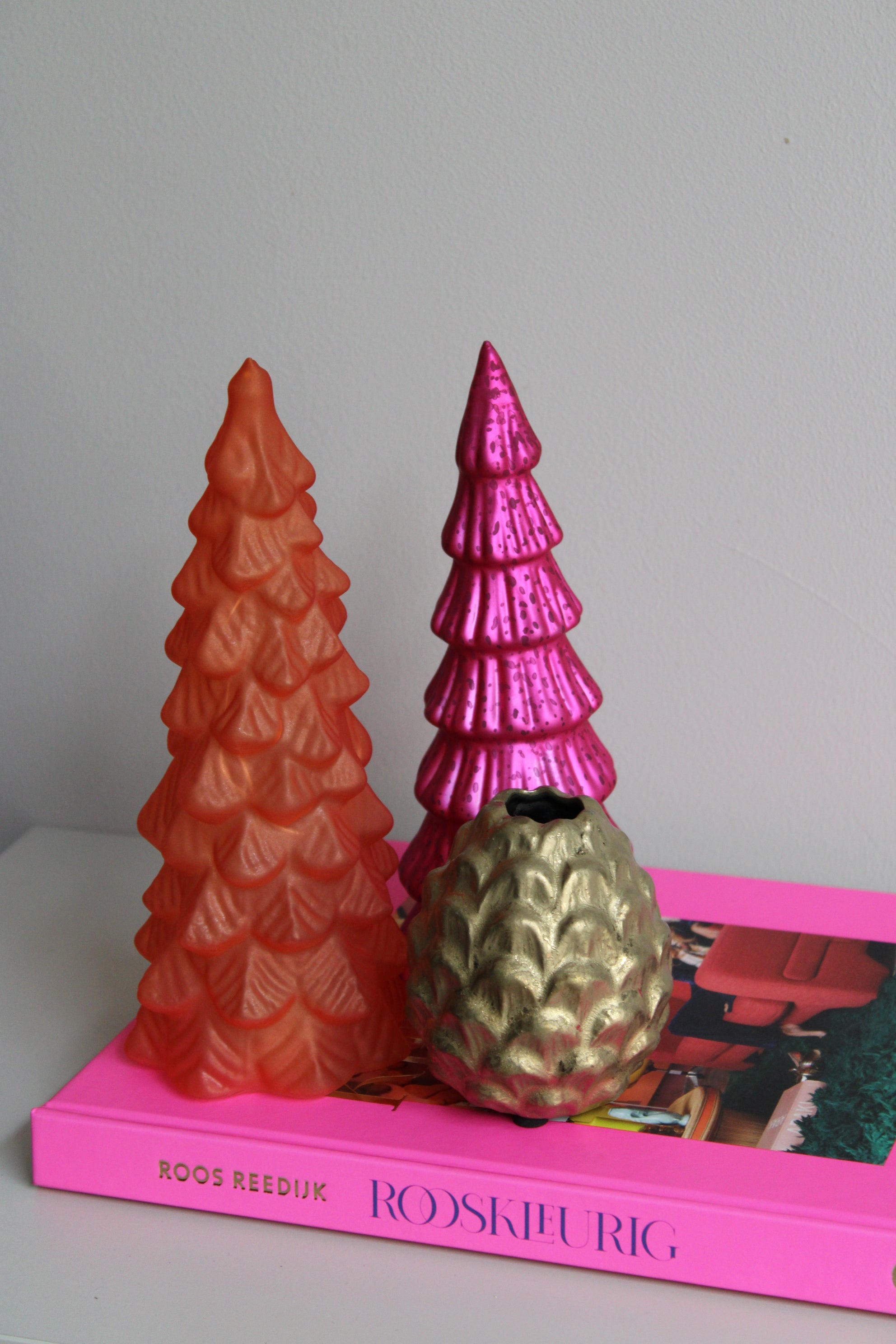 MIKA VAAS | GOUD | DENNENAPPEL