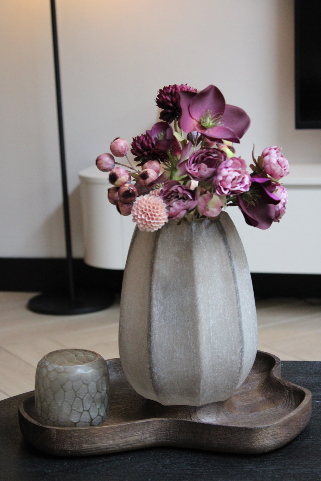 KANDELAAR/ DIENBLAD | WALNUT | LIGHT & LIVING