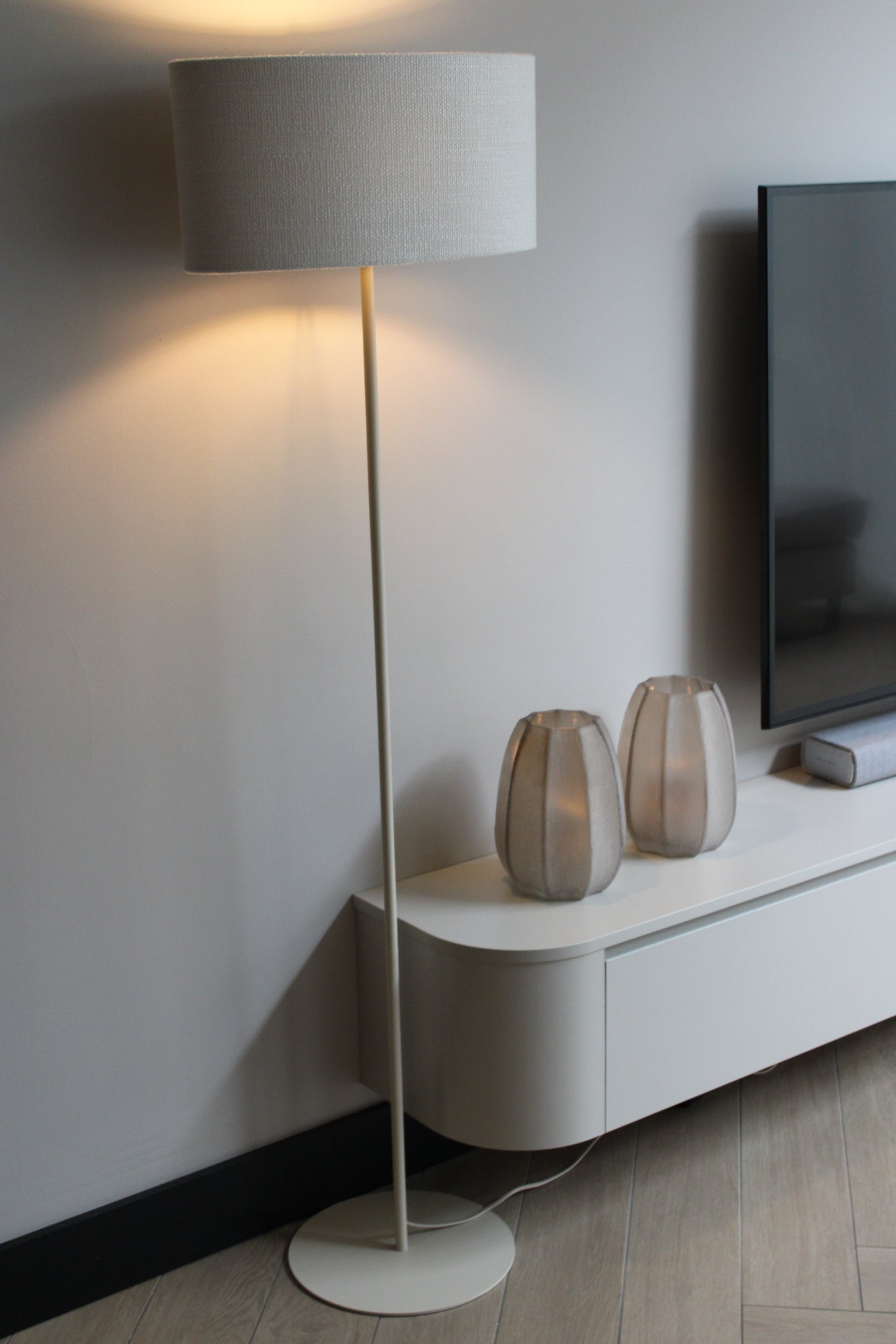 VLOERLAMP RENATO | SAND | LIGHT & LIVING | LAMPENVOET