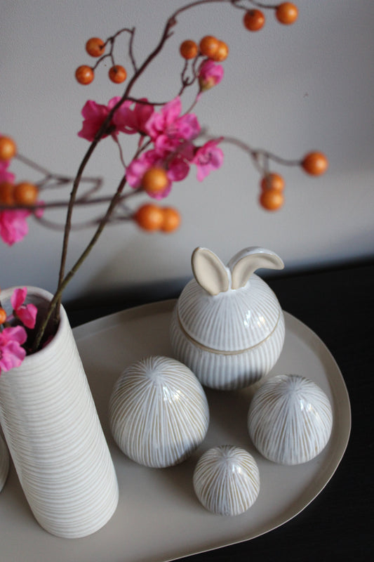 PAASEITJES POT | AARDEWERK | BEIGE
