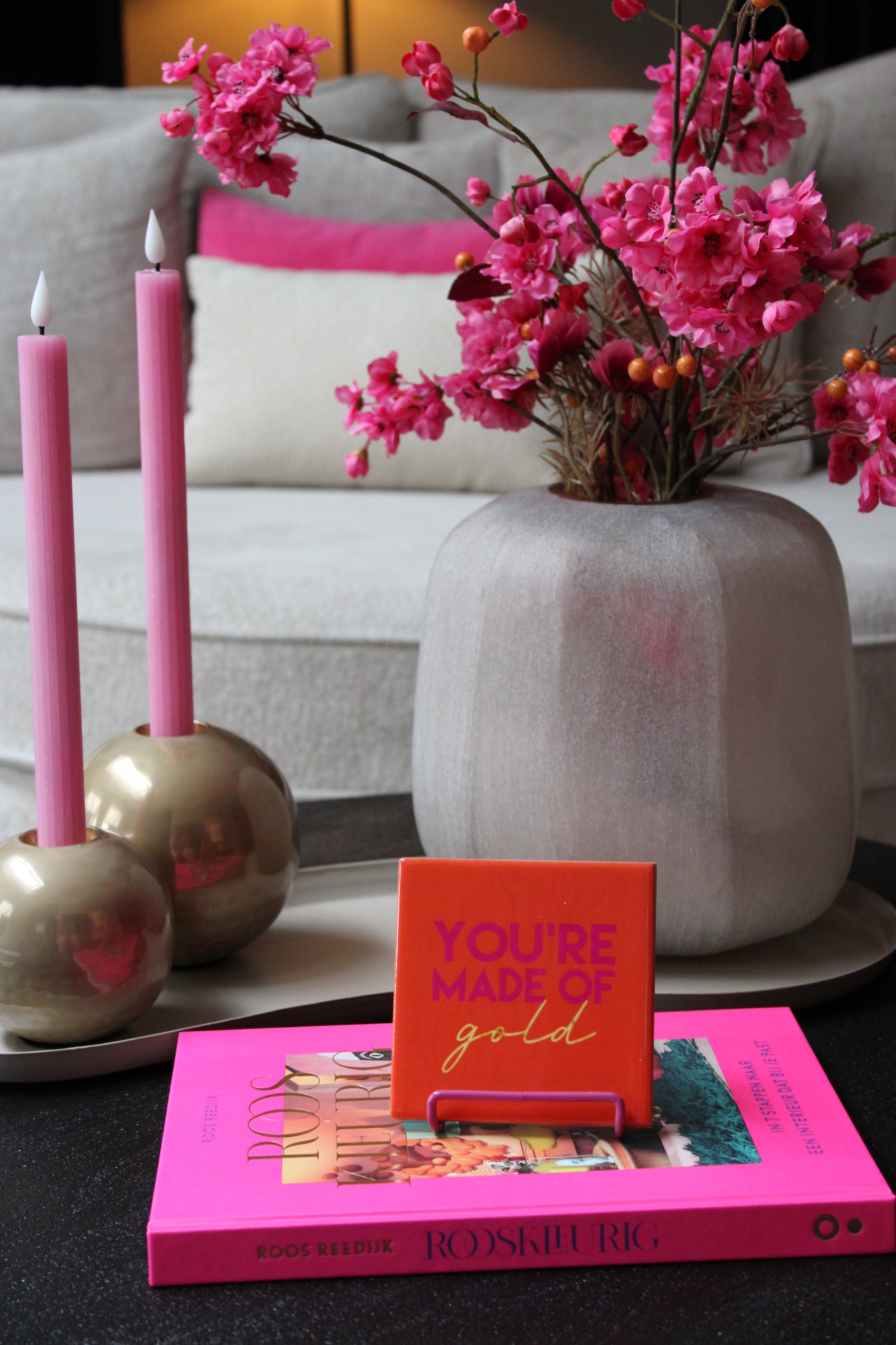 TEGELTJE  | MADE OF GOLD