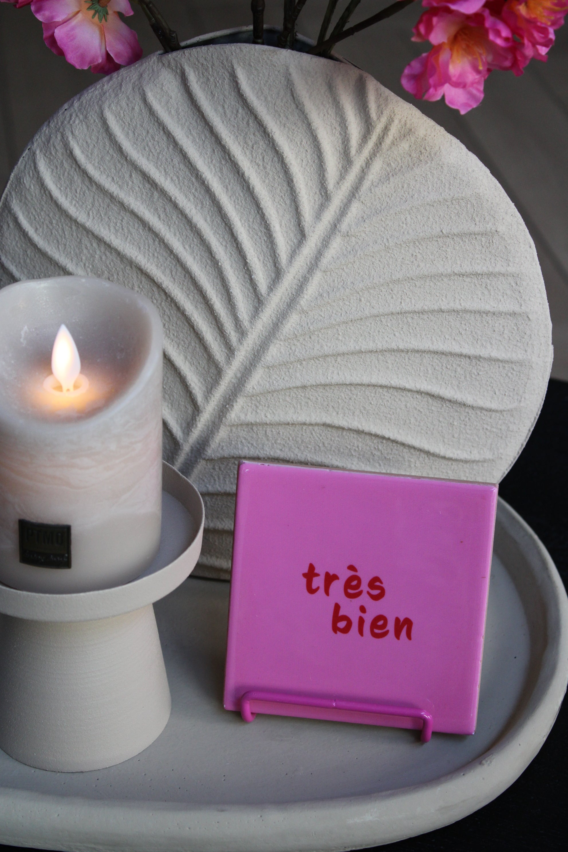 TEGELTJE | TRÈS BIEN