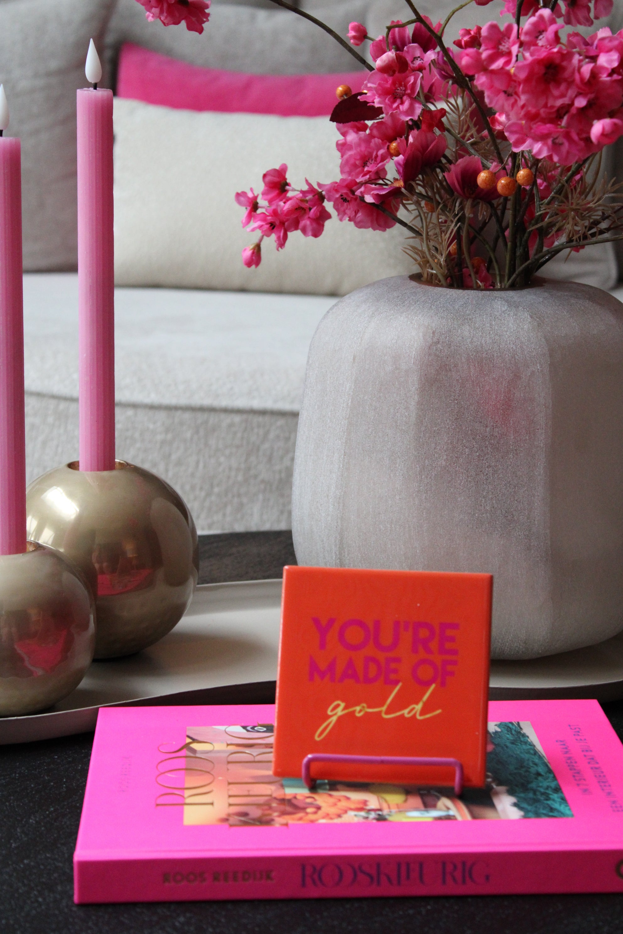 TEGELTJE  | MADE OF GOLD