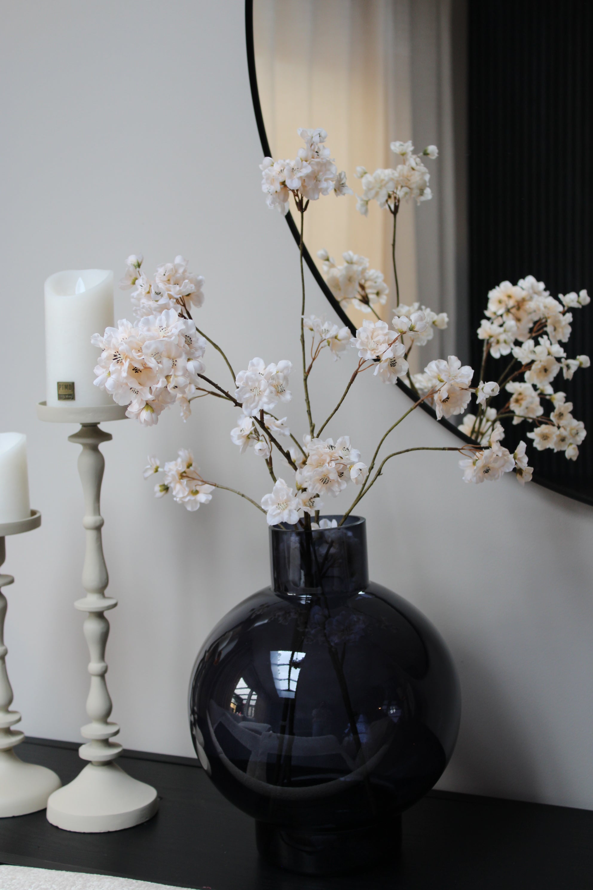 ZWARTE VAAS | THORA | 35CM