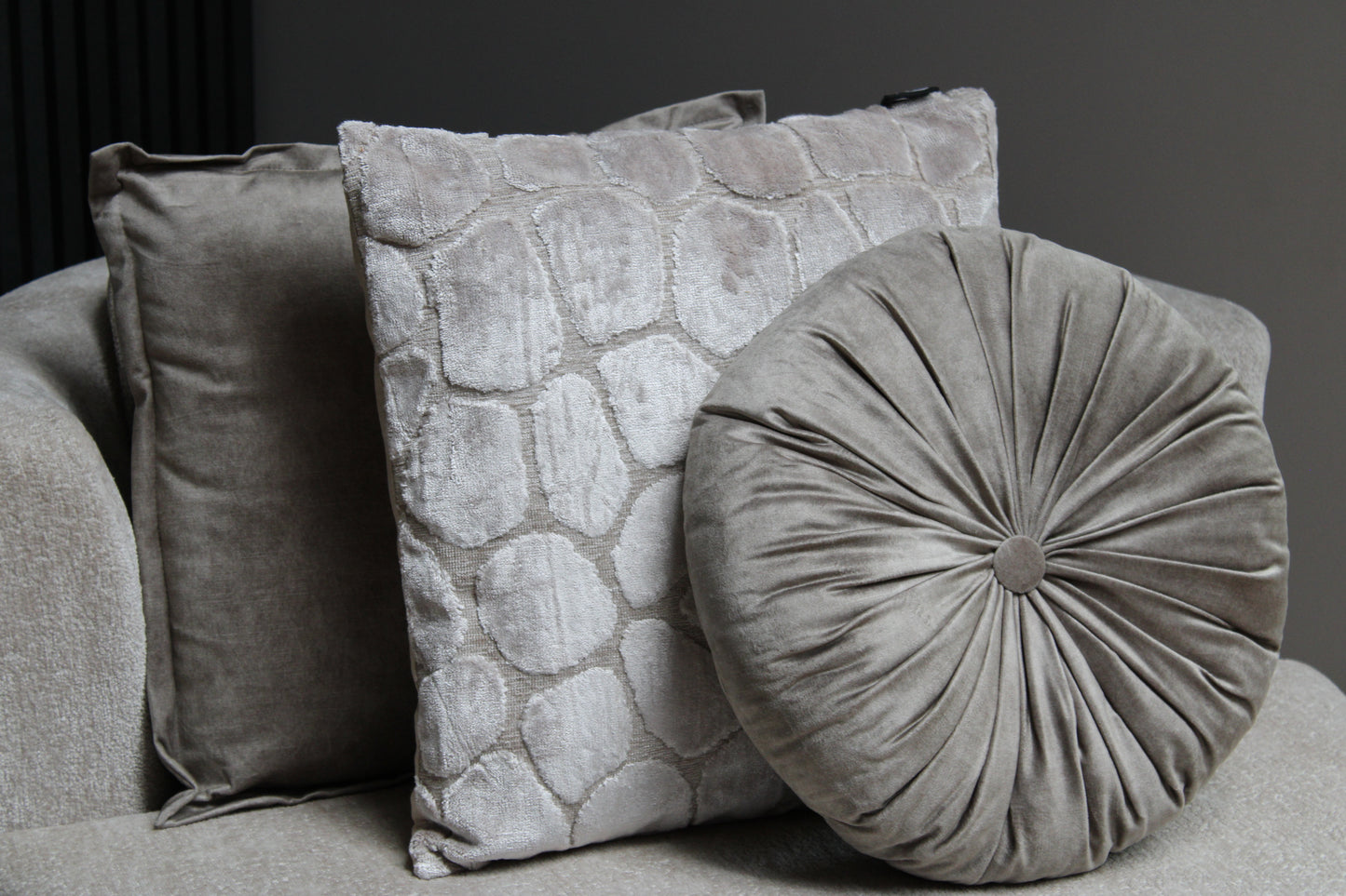 SIERKUSSEN | TAUPE | 45X45