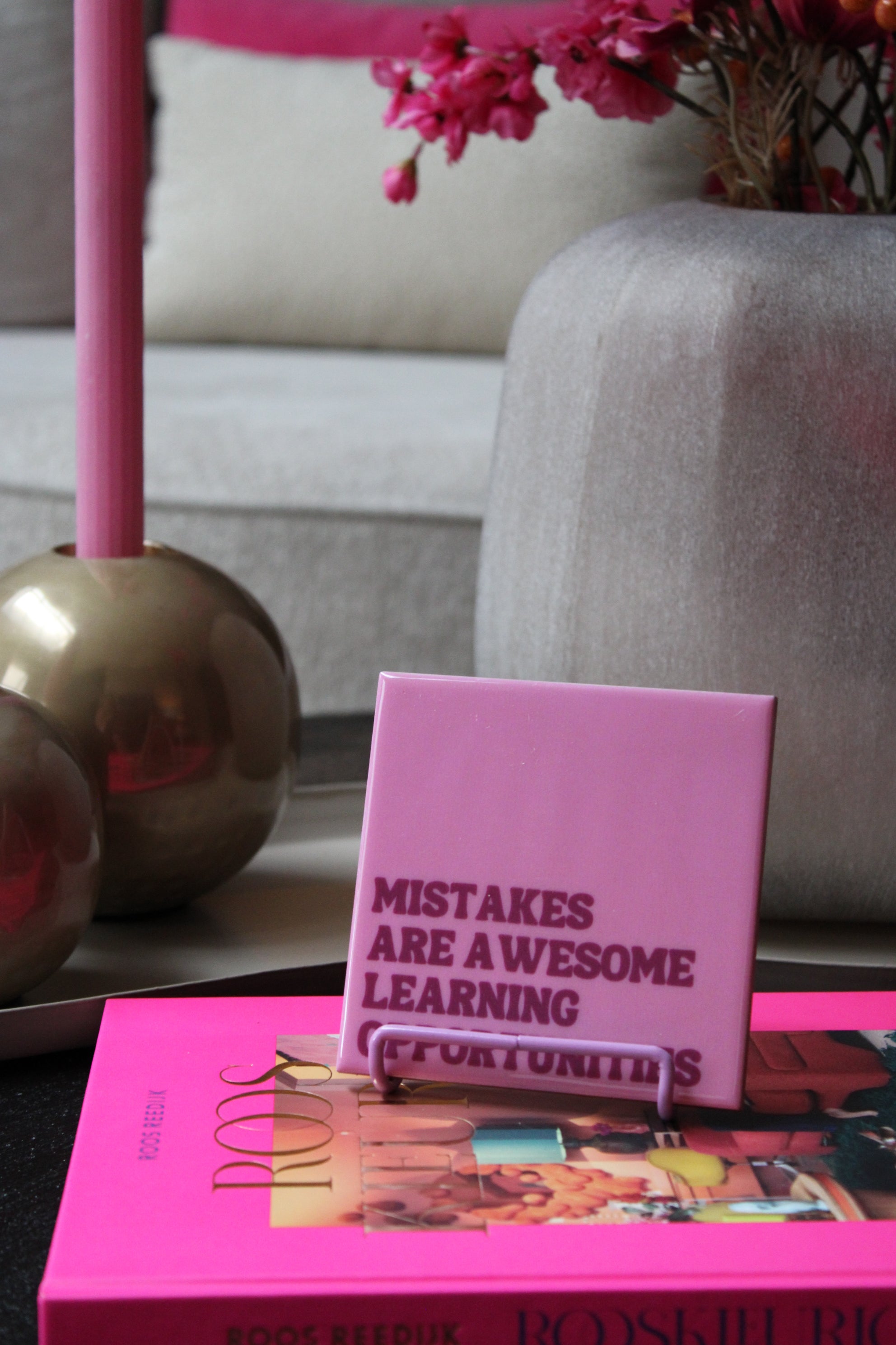 TEGELTJE  | MISTAKES