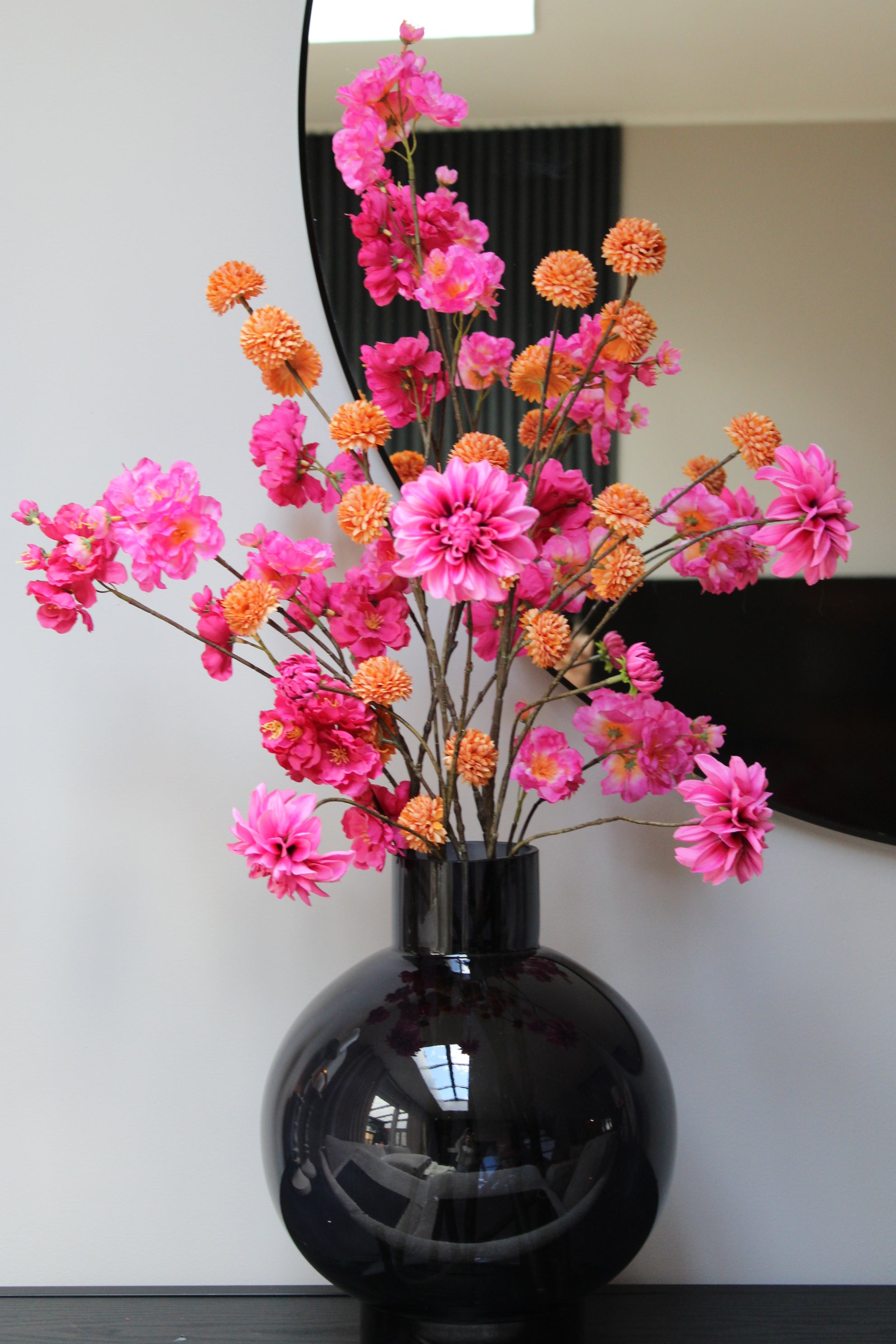 ZWARTE VAAS | THORA | 35CM