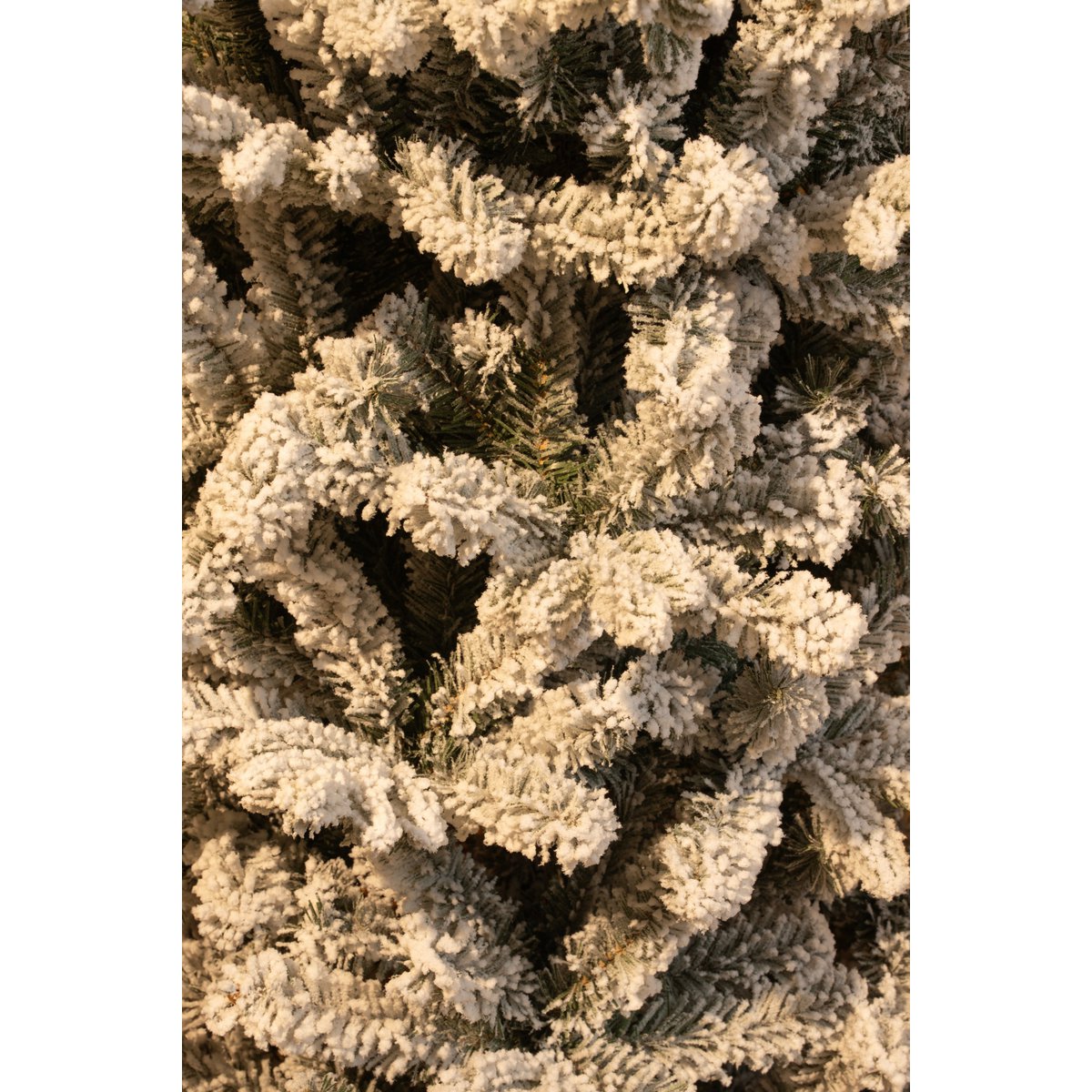 Harma Smalle Kunstkerstboom - H260 x Ø73 cm - Groen Frosted
