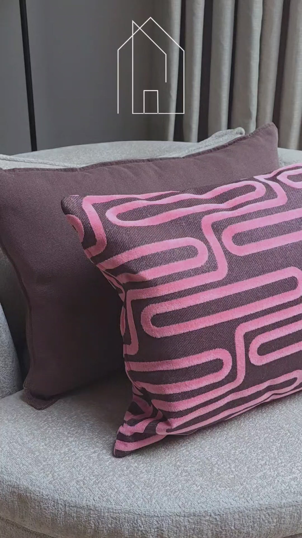 SIERKUSSEN | MAROON | 40X60CM