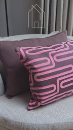 SIERKUSSEN | MAROON | 40X60CM