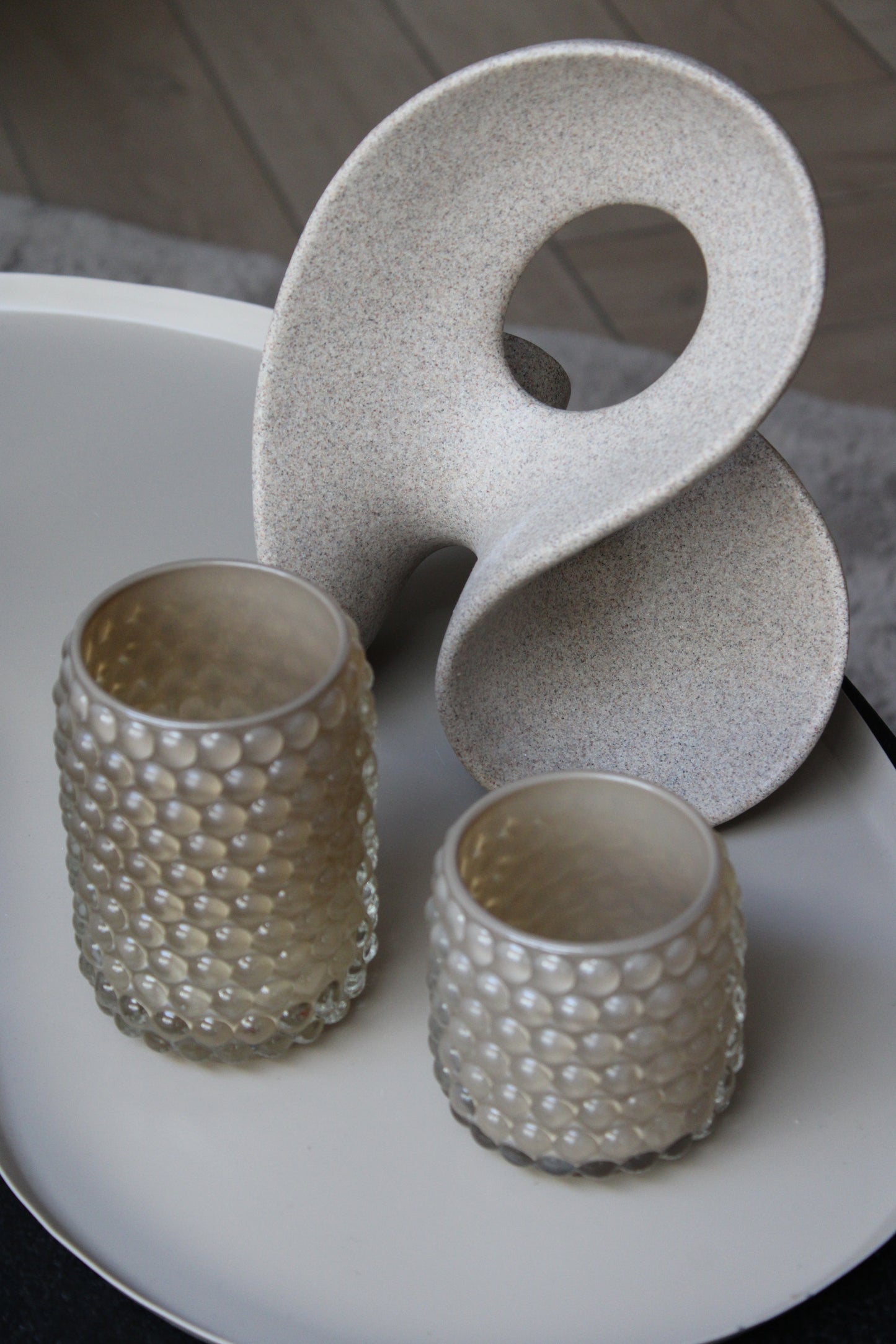 TEALIGHT ROMAN | DOTS | SAND