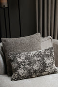 KUSSENHOES | FLOWERS | TAUPE | 30X50