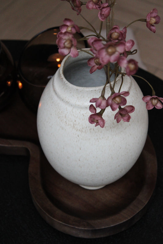 VAAS BEIGE | LIGHT & LIVING