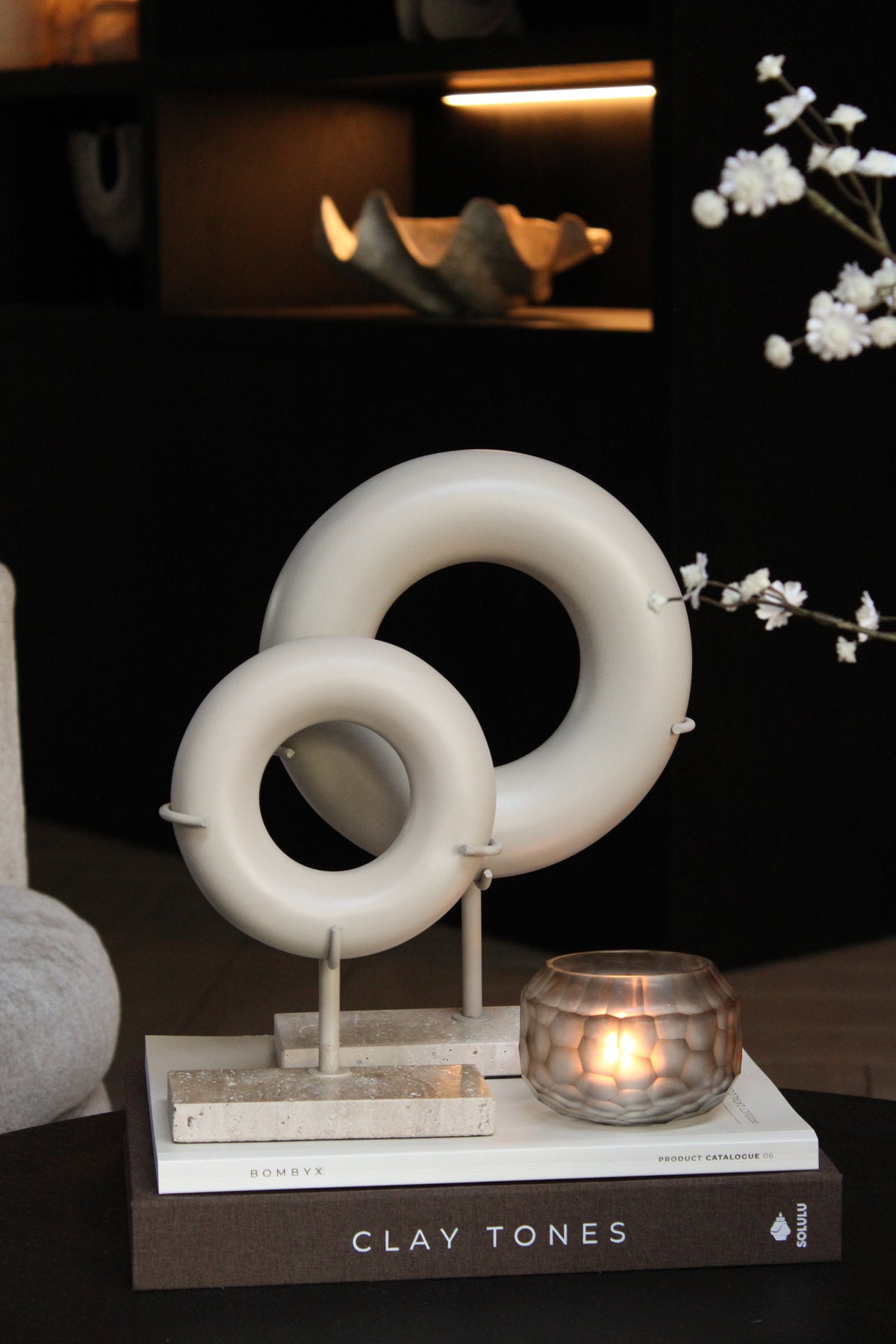 ORNAMENT LEITHON | SAND | BOMBYXX