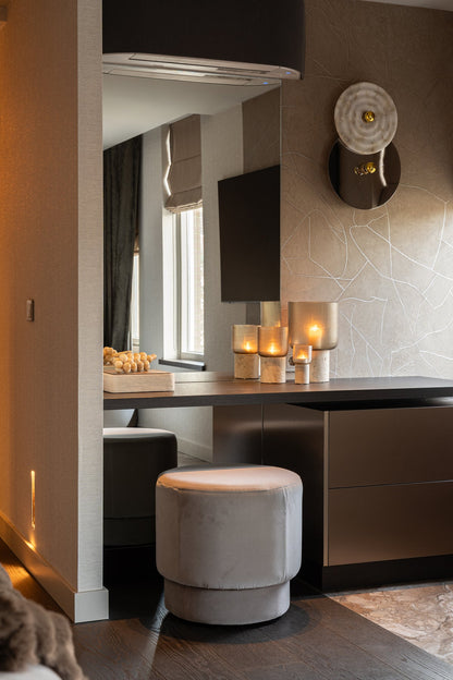 WINDLICHT JAMES | BOMBYXX |  TRAVERTINE