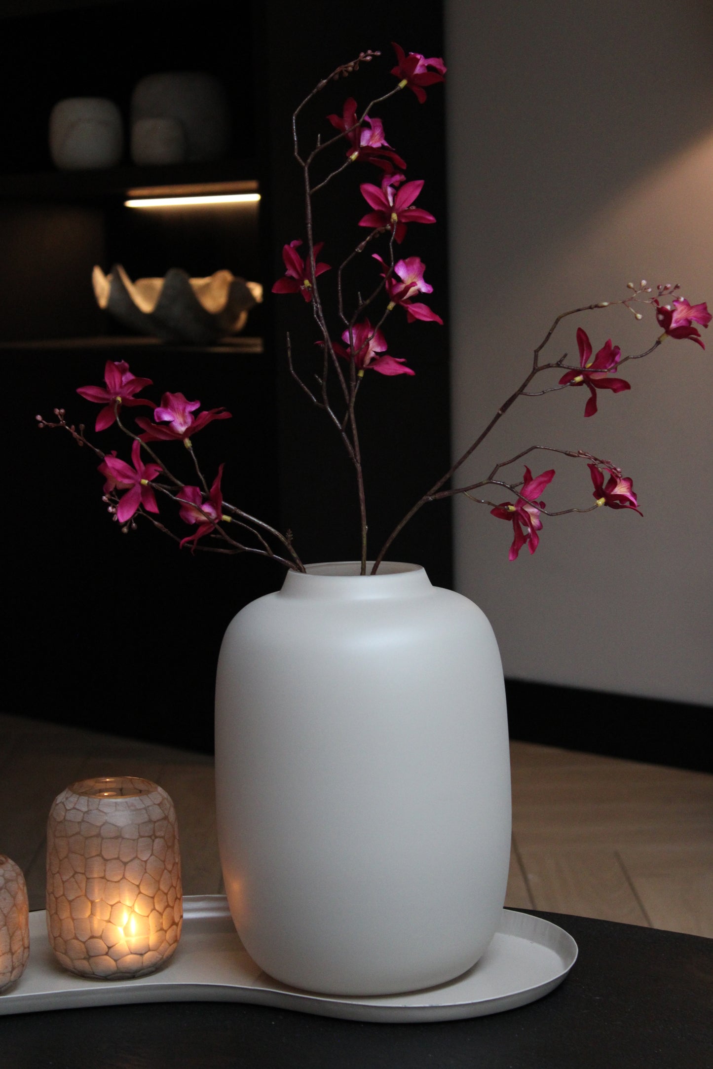 ARTIC VAAS | VASE THE WORLD |MATT IVORY