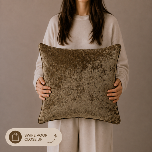 SIERKUSSEN LEWY | MILITARY OLIVE | 45X45CM