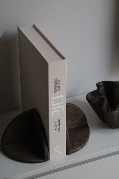 BOEKENSTANDAARD | SET VAN 2 | WALNUT