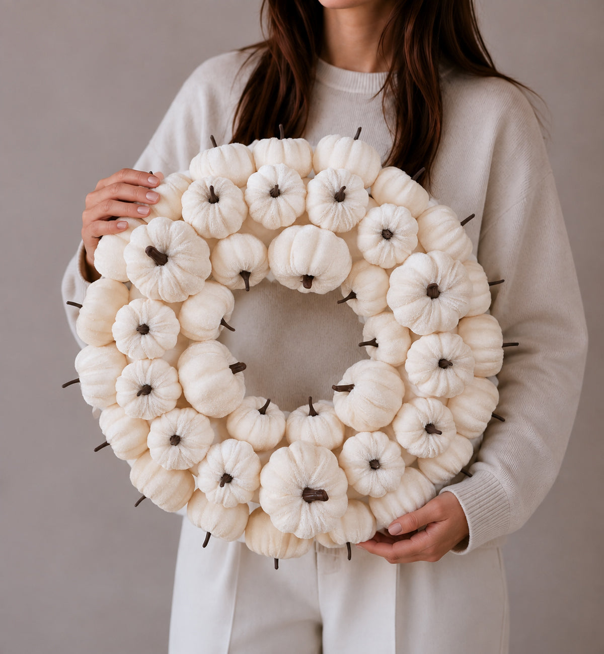 VELVET KRANS | POMPOEN | BEIGE