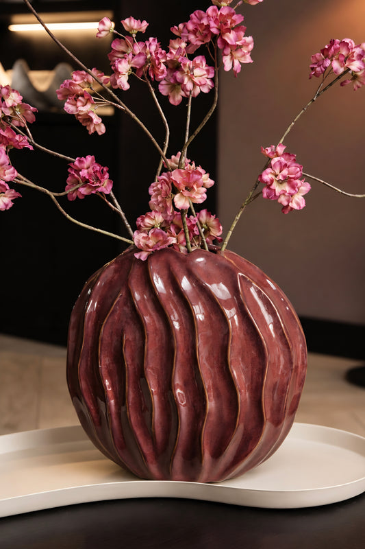 VAAS PODURI | LIGHT & LIVING | BURGUNDY