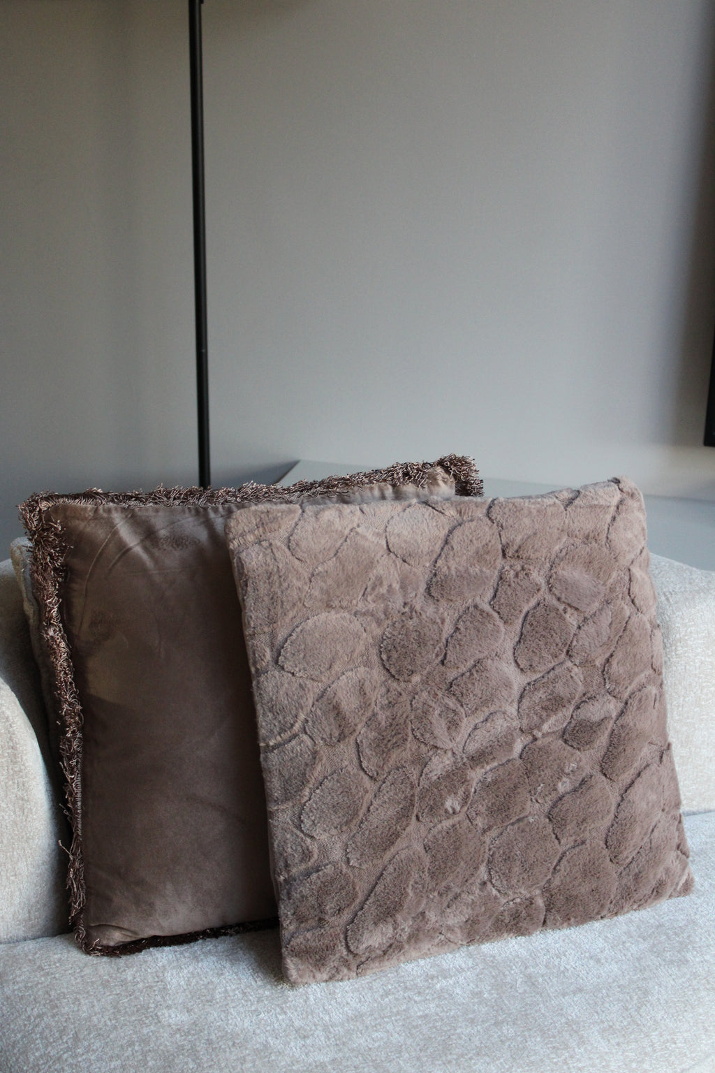 SIERKUSSEN PTMD | TAUPE | 45X45