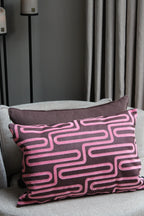 SIERKUSSEN ELRA | BURGUNDY/PINK | 40X60CM